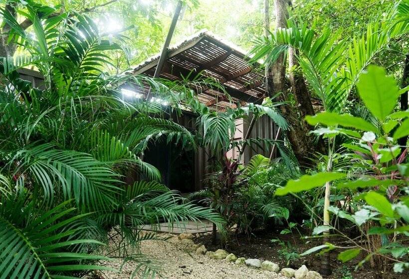 هتل Green Sanctuary