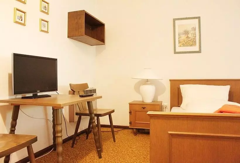 ホテル Grillhof Reisach Nassfeld Region