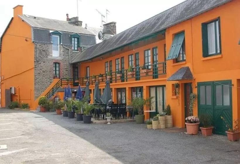 Hotelli Hôtel Au Jardin St Michel