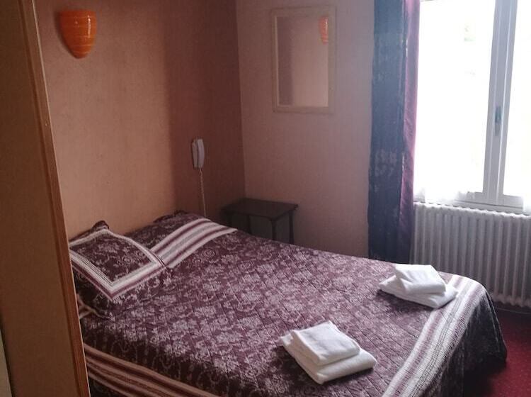 בית מלון כפרי Hôtel Au Jardin St Michel