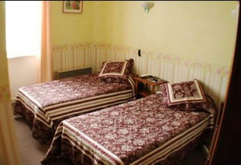 בית מלון כפרי Hôtel Au Jardin St Michel