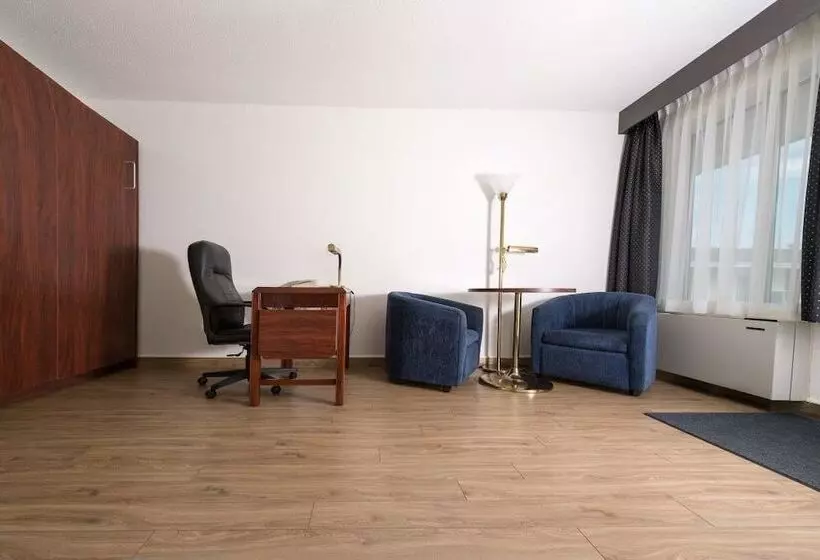 Hotelli Hôtel Le Hauterive