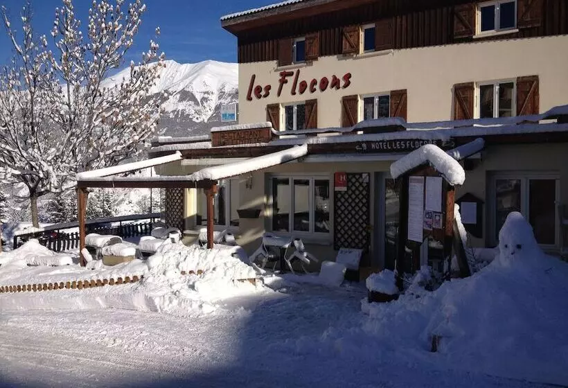 ホテル Hôtel Les Flocons