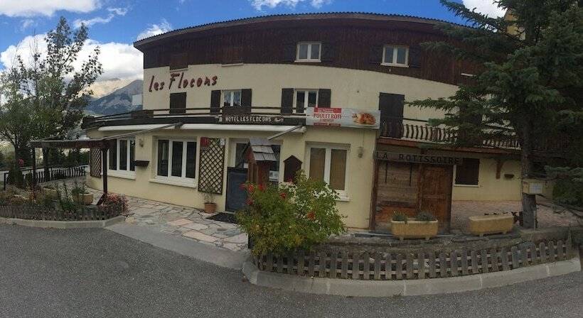 هتل Hôtel Les Flocons