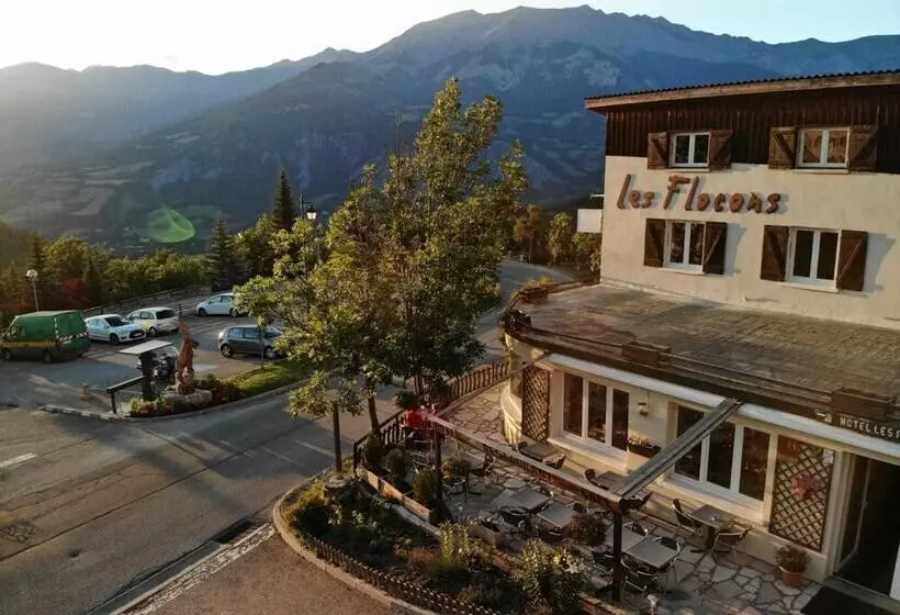 ホテル Hôtel Les Flocons