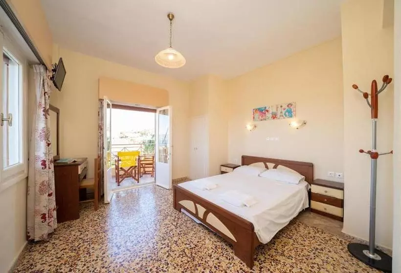 هتل Lorenzo House Apartments