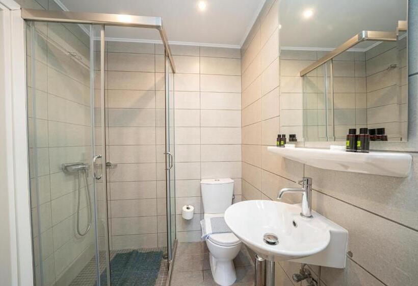 هتل Lorenzo House Apartments