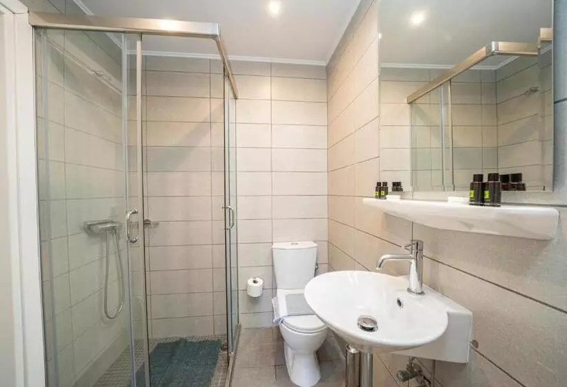 هتل Lorenzo House Apartments