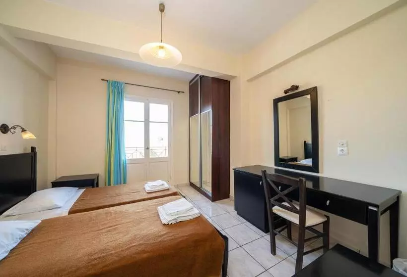 هتل Lorenzo House Apartments