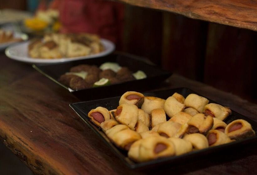 ホテル Pousada Passarte