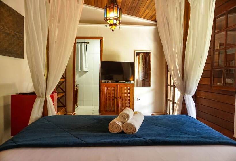 Hotel Pousada Treze Luas