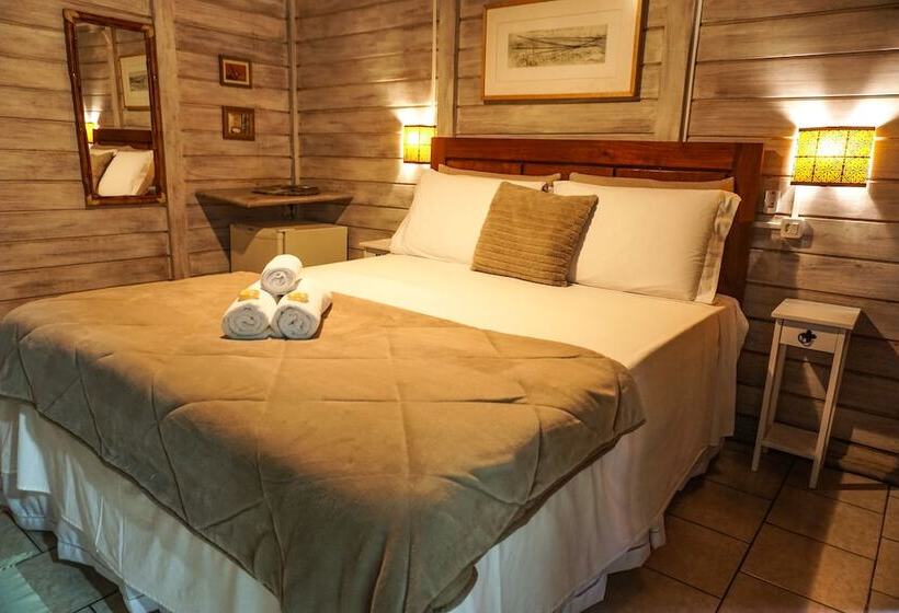 Hotel Pousada Treze Luas