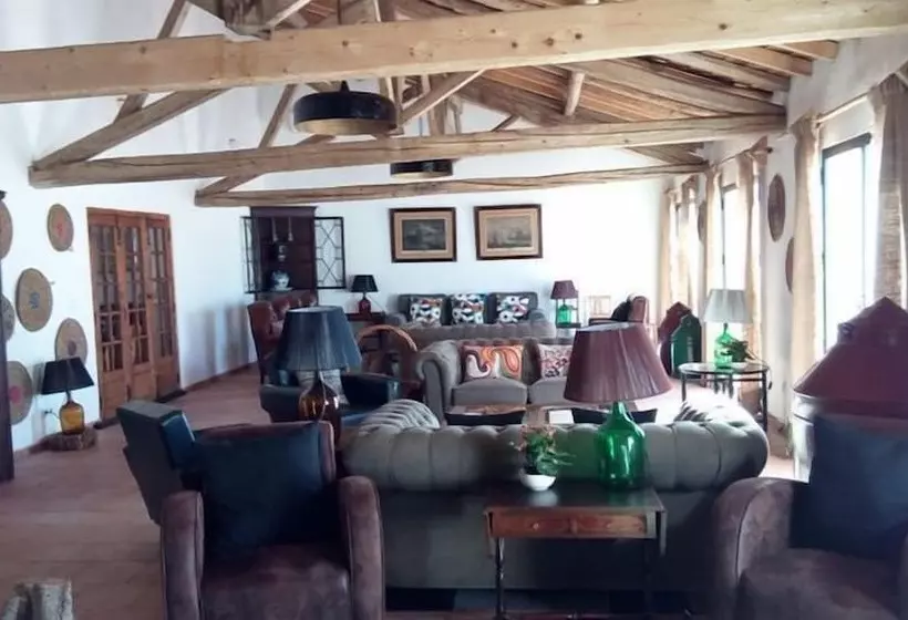 田舎風ホテル Herdade Da Maxuqueira