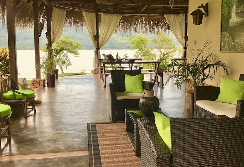 ホテル Puerto Azul Sauce