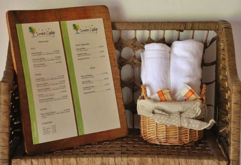 ホテル Puerto Azul Sauce