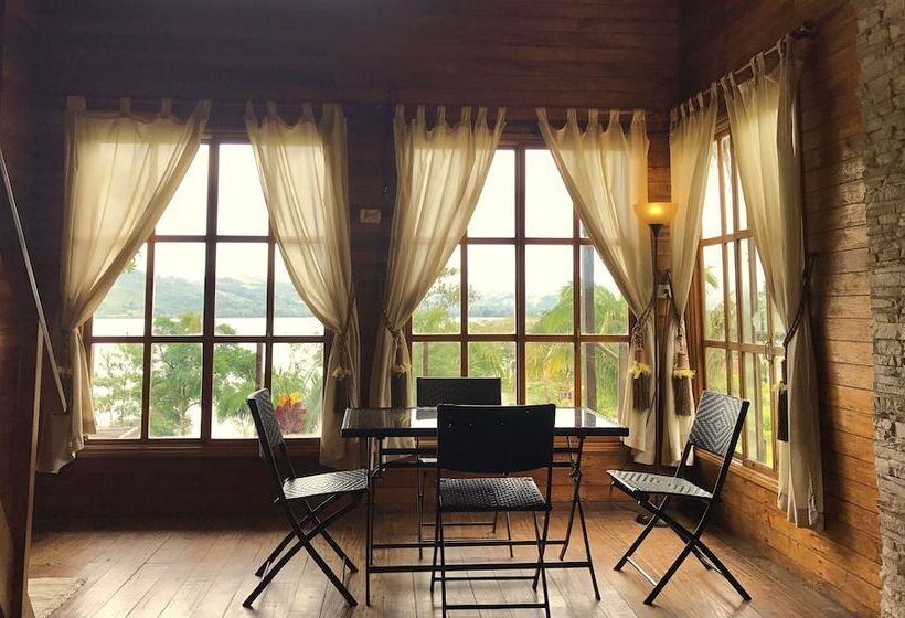 ホテル Puerto Azul Sauce