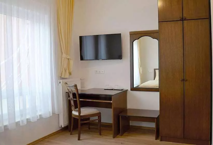 Hotelli Waldschlößchen