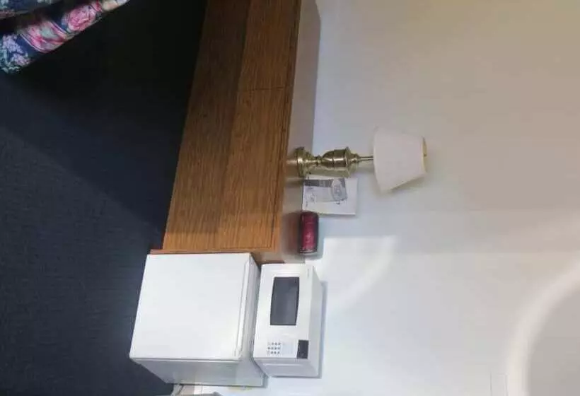 Motelli Adair Budget Inn