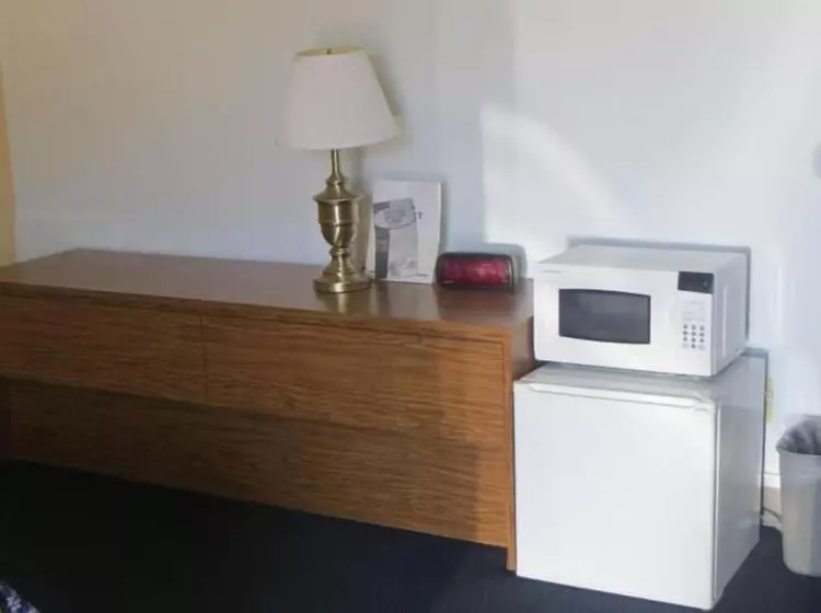 Motelli Adair Budget Inn