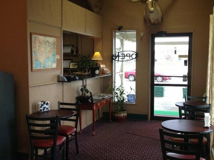 מוטל Mobridge Kountry Inn