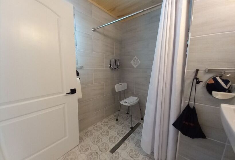 فندق على الطريق The Carter Lodge On The River