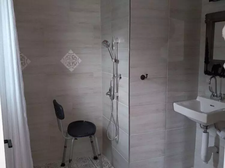 Motelli The Carter Lodge On The River