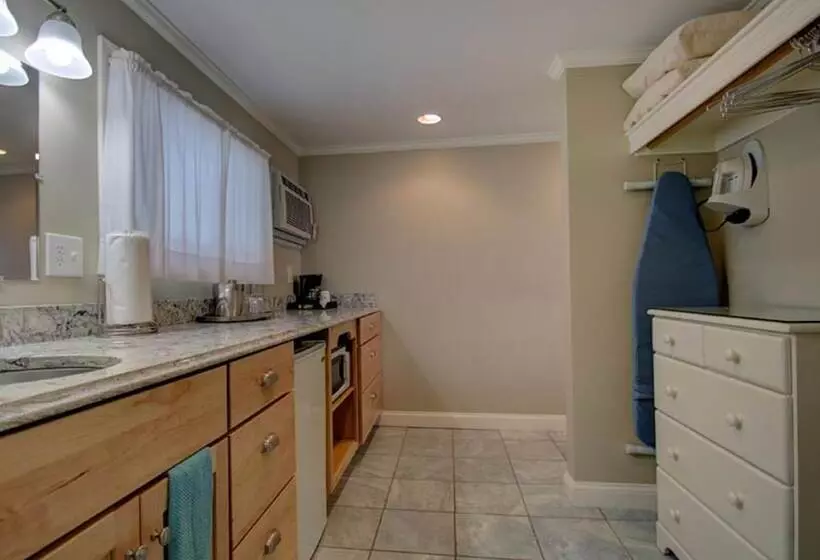 Motelli The Inn At Sea Chambers