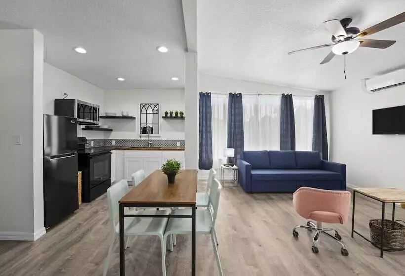 モーテル Travel Inn Of Titusville