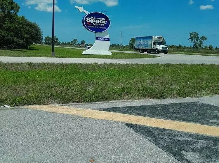 モーテル Travel Inn Of Titusville