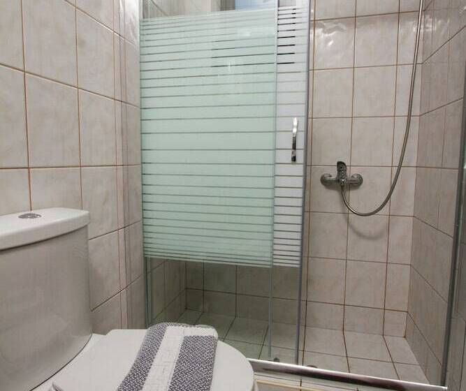 膳宿费 Agarathos Traditional Rooms