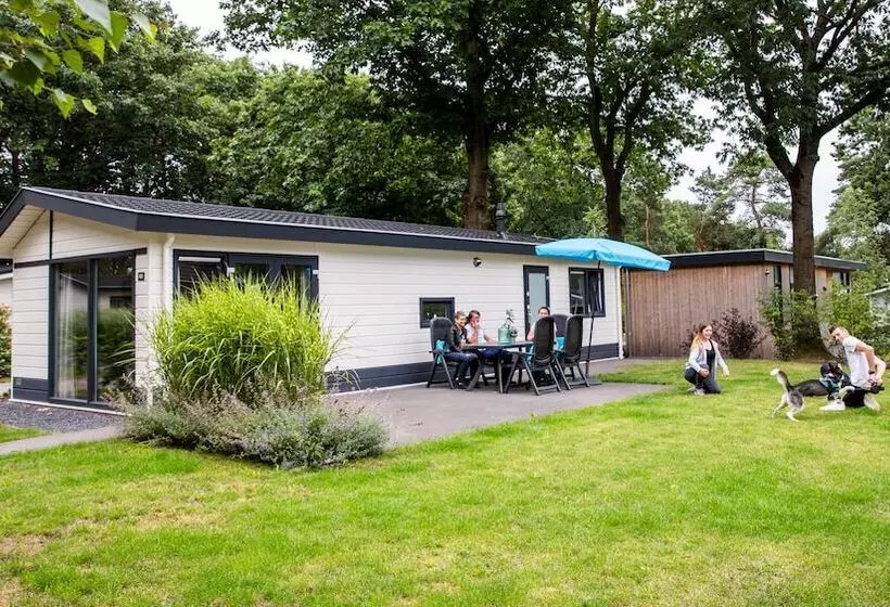 リゾートホテル Topparken – Recreatiepark ’t Gelloo