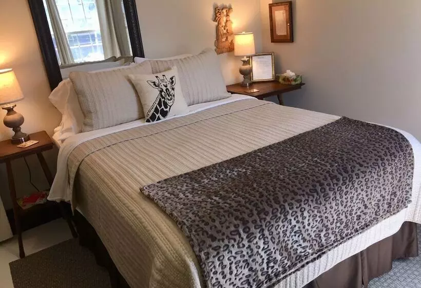 Simcoe Suites On The Henley B&b