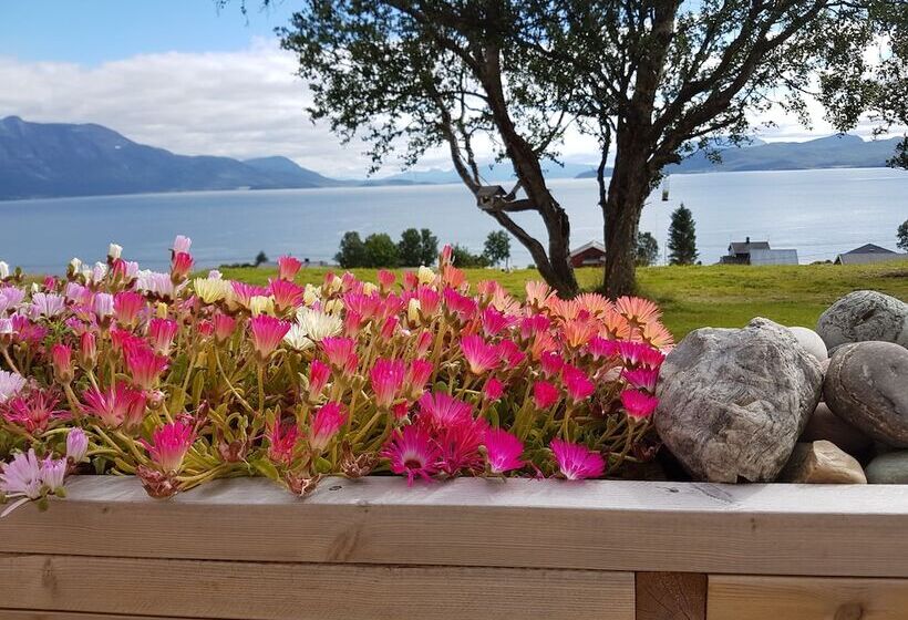 Yggdrasil Farmhotel Retreat, Spa & Yoga