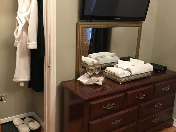 مبيت وإفطار The Findlay House