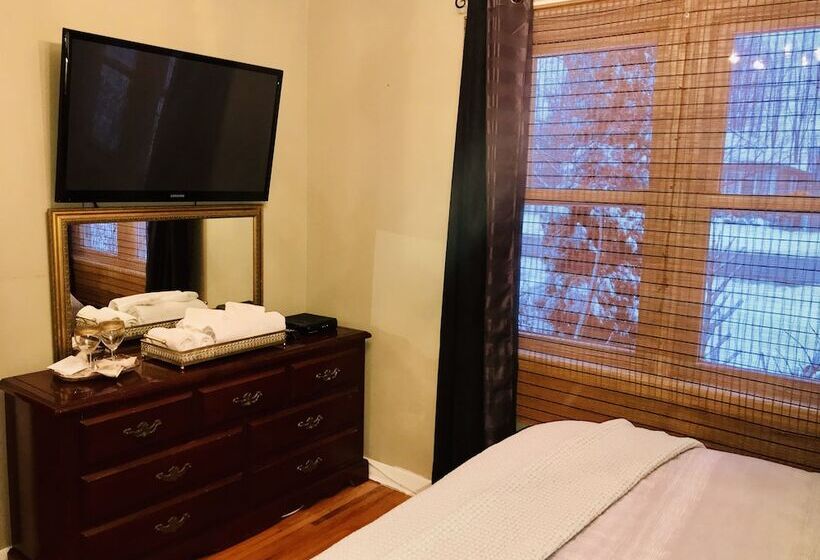 مبيت وإفطار The Findlay House