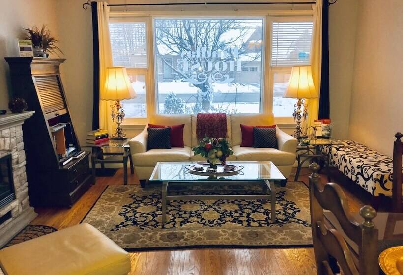 مبيت وإفطار The Findlay House