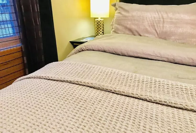 Aamiaismajoitus (B&B) The Findlay House