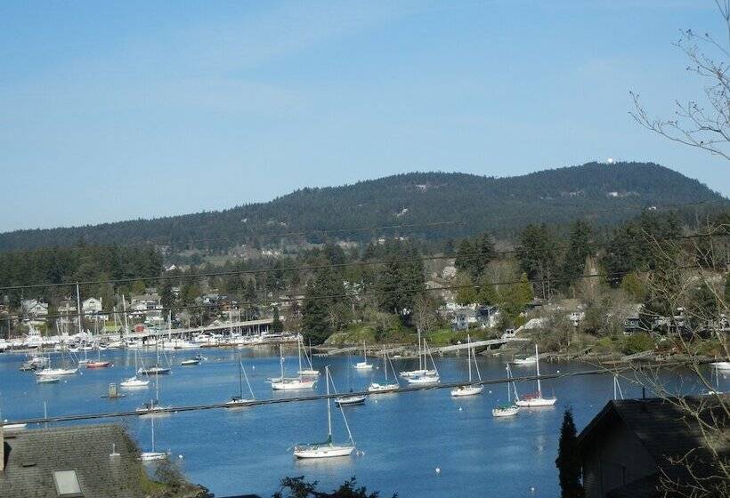 Brentwood Lighthouse B&b