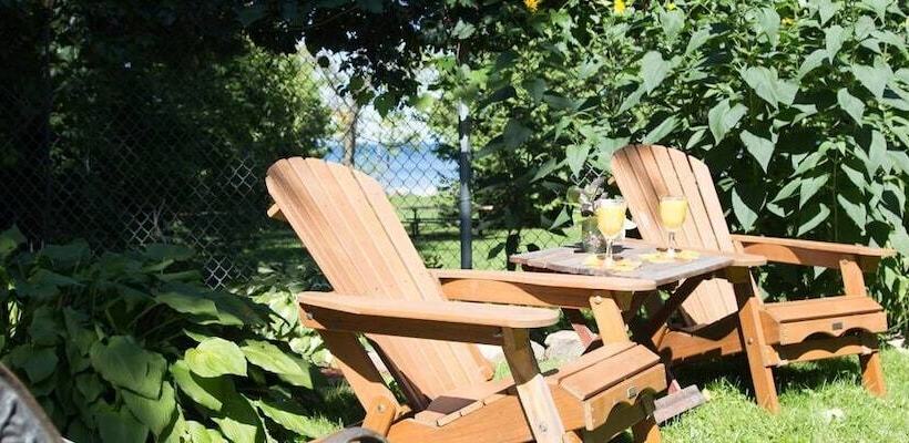 Gypsy By The Lake B & B