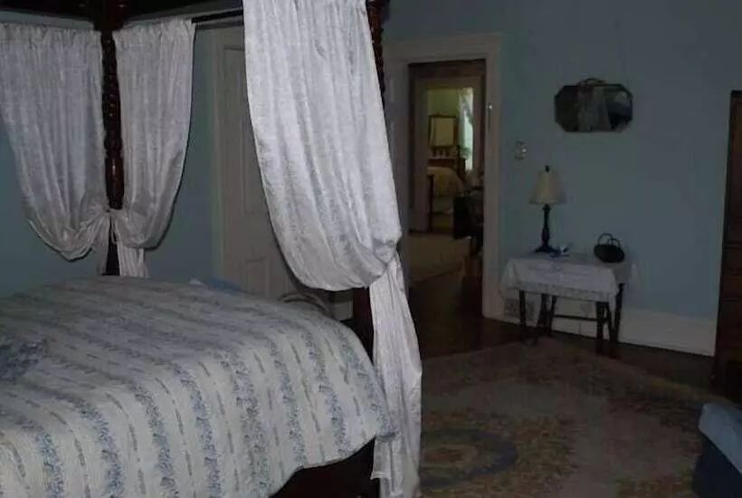 Heathercroft Bed And Breakfast