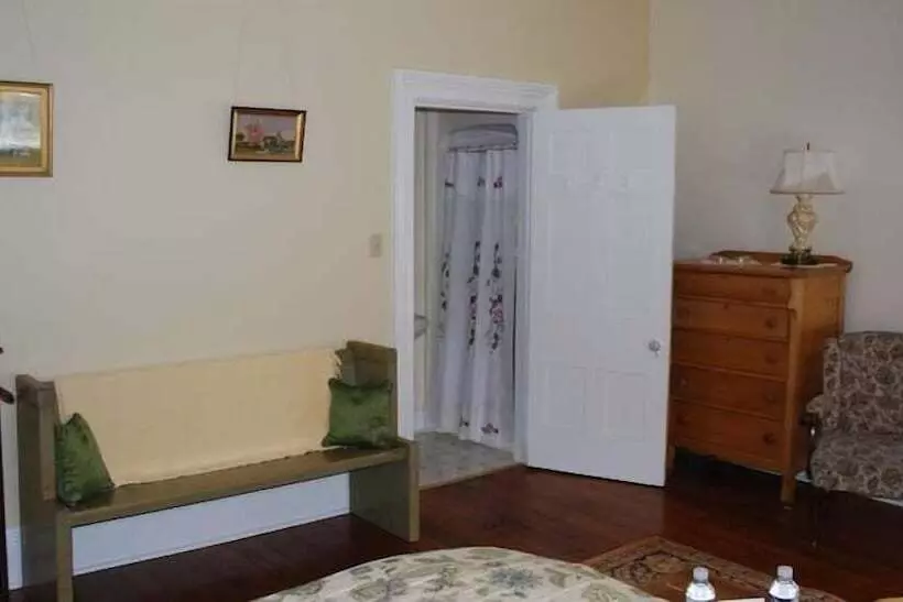 Heathercroft Bed And Breakfast