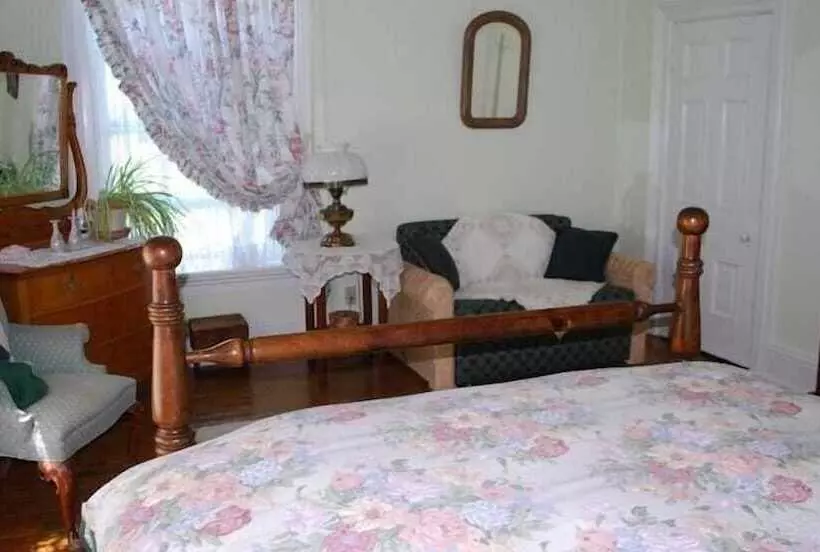 Heathercroft Bed And Breakfast