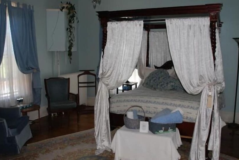 Heathercroft Bed And Breakfast