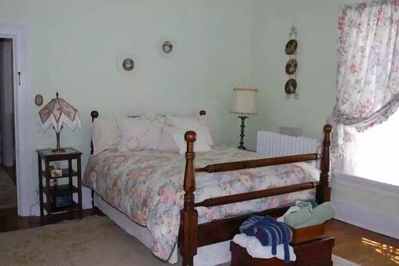 Heathercroft Bed And Breakfast