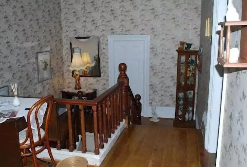 Heathercroft Bed And Breakfast