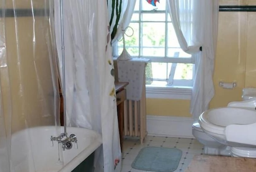 Heathercroft Bed And Breakfast