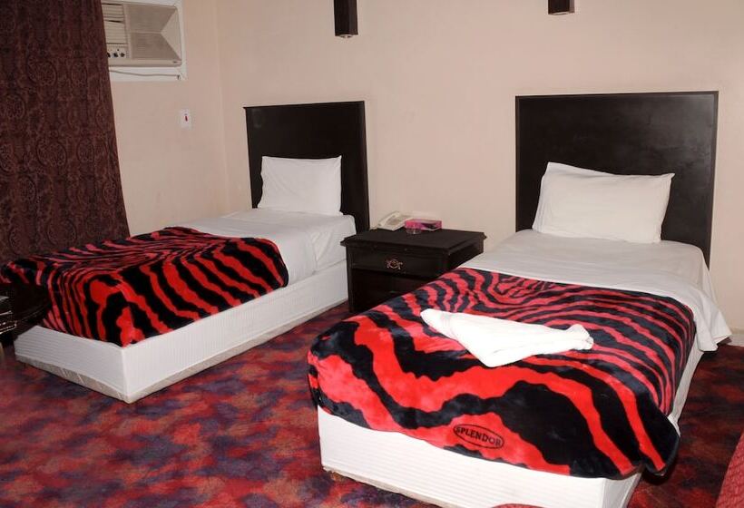 בית מלון כפרי Al Oroba