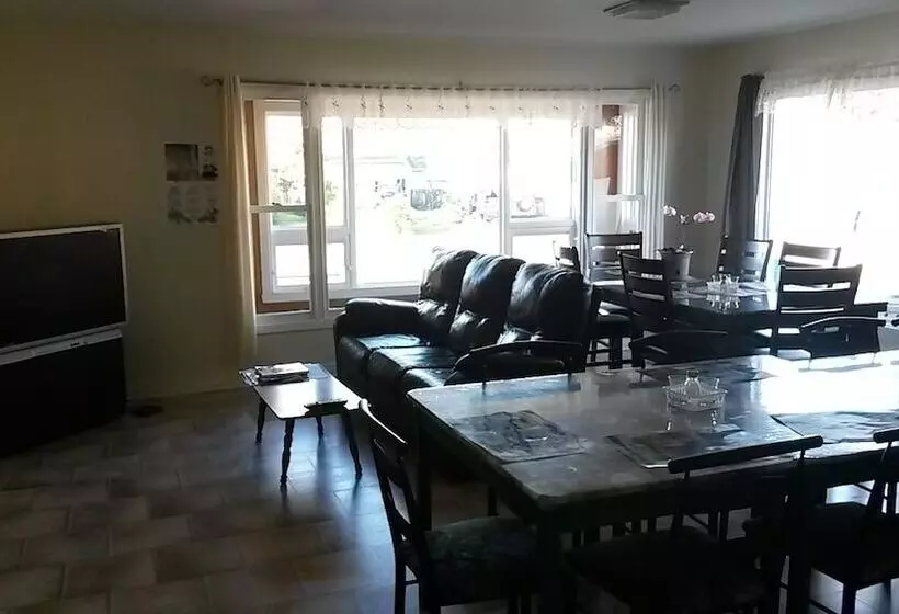 ホテル Auberge La Sept îloise