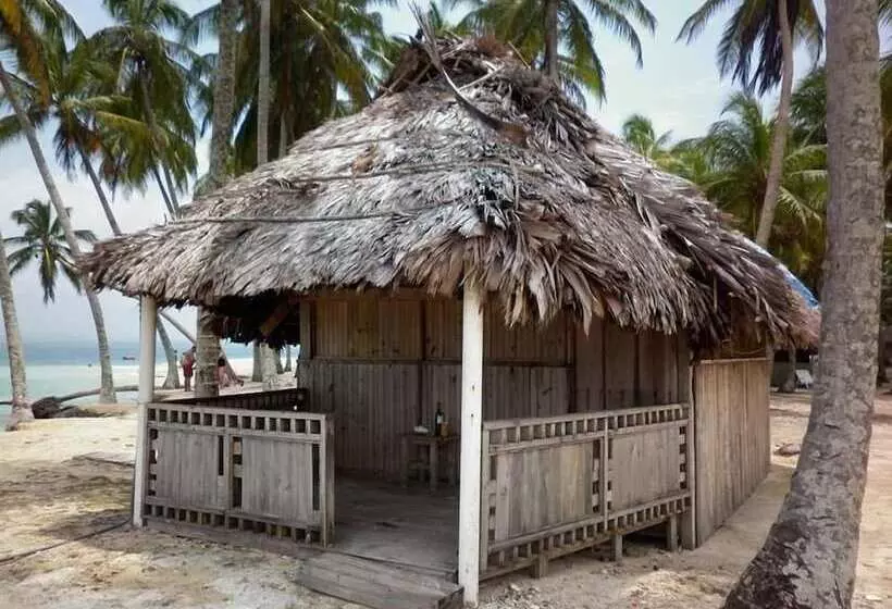 ホテル Cabañas Isla Aguja
