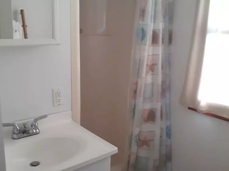 Hotelli Mangrove Marina And Resort Aqualodge Houseboats